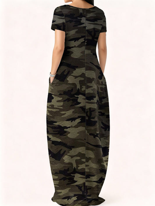 Plus Size - This Is a Maxi Dress for Plus-Size Women Featuring Short Sleeves And a Camo Print. It Has a U-Neck Design And Is Perfect for Casual Outings, Daily Wear, And Bohemian Styles During Spring And Summer. The Dress High