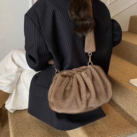 Cute and Versatile Winter Crossbody Bags Mink Fur Wrinkle Relaxed Texture Cloud Shell Bag Women Fashion Tote Shoulder Bag
