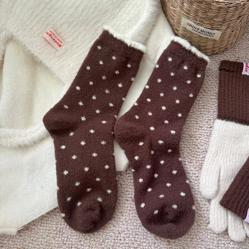 Winter Warm Thickened Polka Dot Plush Socks Women Girls Mid-calf Socks Fall Thickened Padded Warm Socks Home Sleep Floor Sox