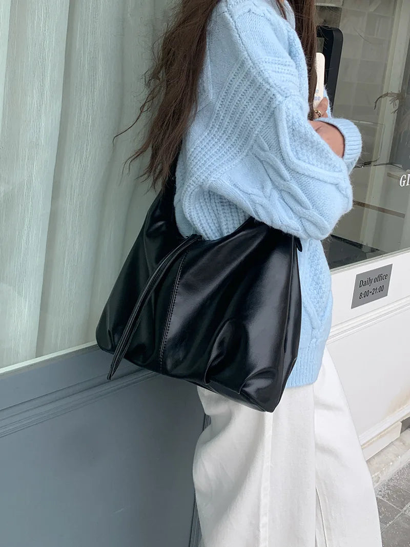 2025 New Retro Underarm Bag Fashion Leisure Large Capacity Shoulder Bag Women's Daily Commuter Bag Crossbody Bag Women's Bag