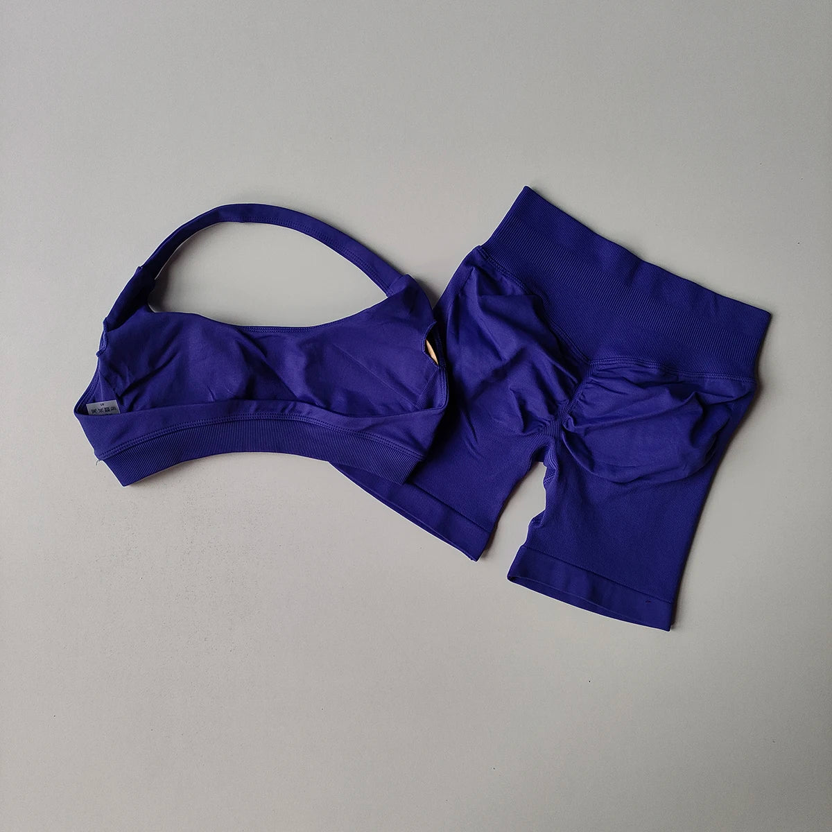 2 Pieces Yoga Suit for Women Seamless Fitness Gym Clothes Halter Sports Bra Matching Impact Shorts Workout Sets Gym Outfit
