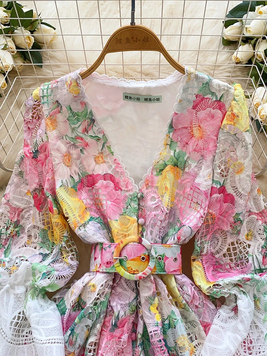 Spring/Summer Retro Single Breasted Mini Dress French Hollow Lace Dress Female Temperament A-line Elegant Shorts Vestidos C18