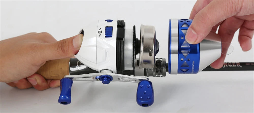 ZUKIBO Portable Slingshot Fishing Reel 4.0:1 High Speed Reel Left Right Hand Catapult Hunting Shooting Closed Fish Reel New