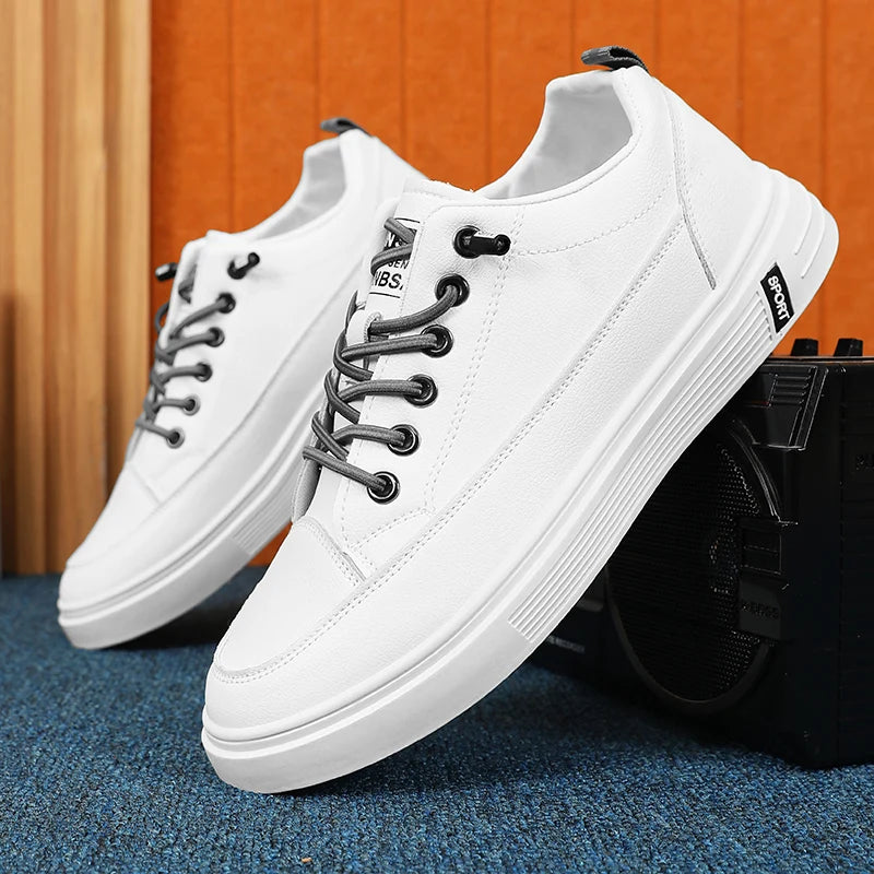 New Style White Sneakers for Men, Korean Version, Trendy Platform Shoes, Versatile for All Occasions, Sporty and Casual Shoes