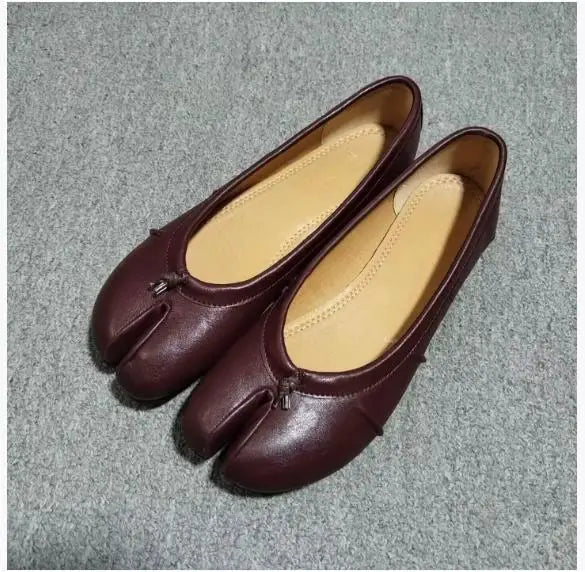 Fashion Hot PU Leather Tabi Shoes Women Handmade Women Flats High Quality Shoes Luxury Design Split-Toe Mules Shoes