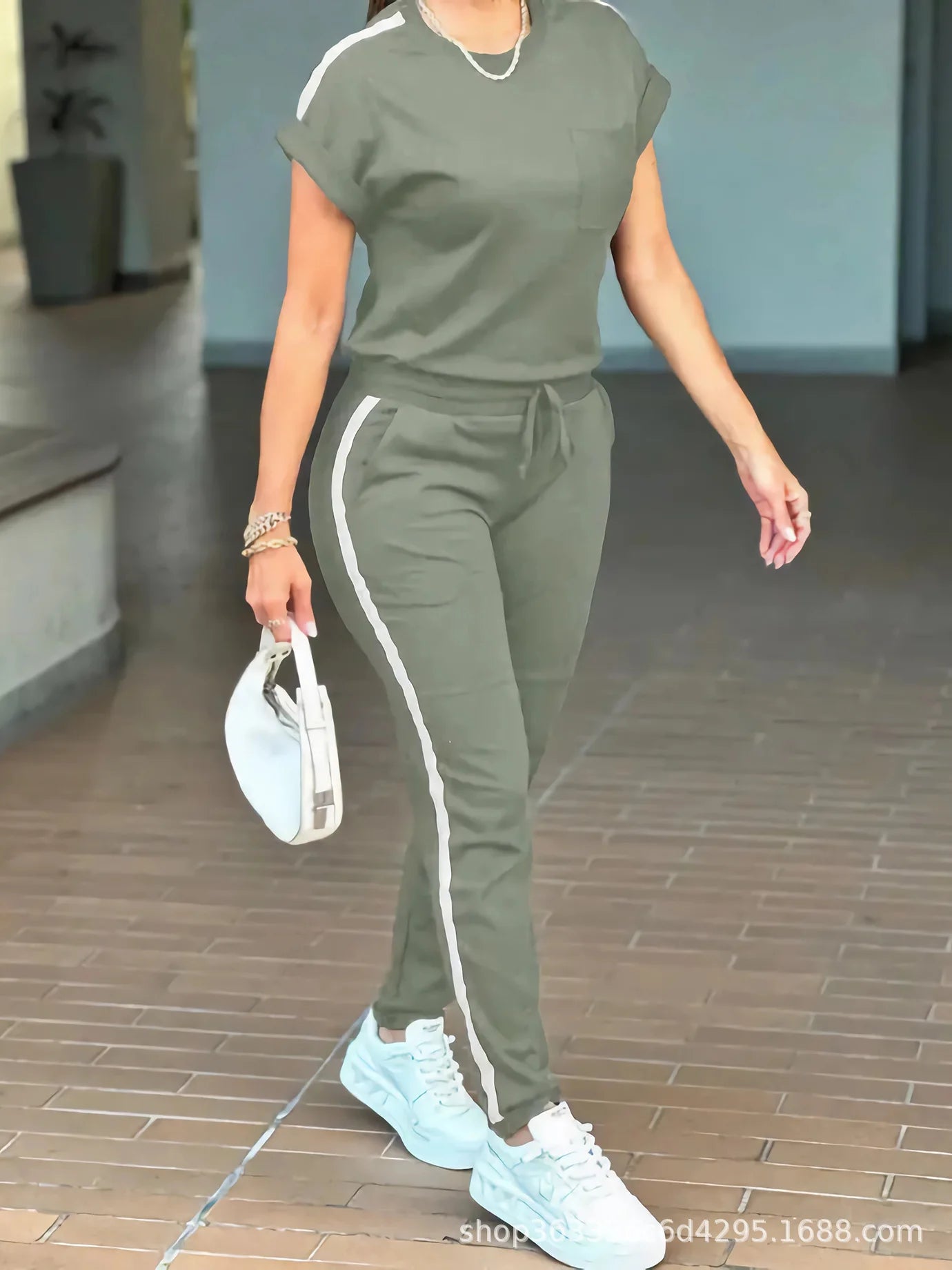 2026 New Spring Summer Fashion Sports Suit Women's Round Neck Short Sleeve Pocket Solid Color Top Sports Trousers Two-piece Suit