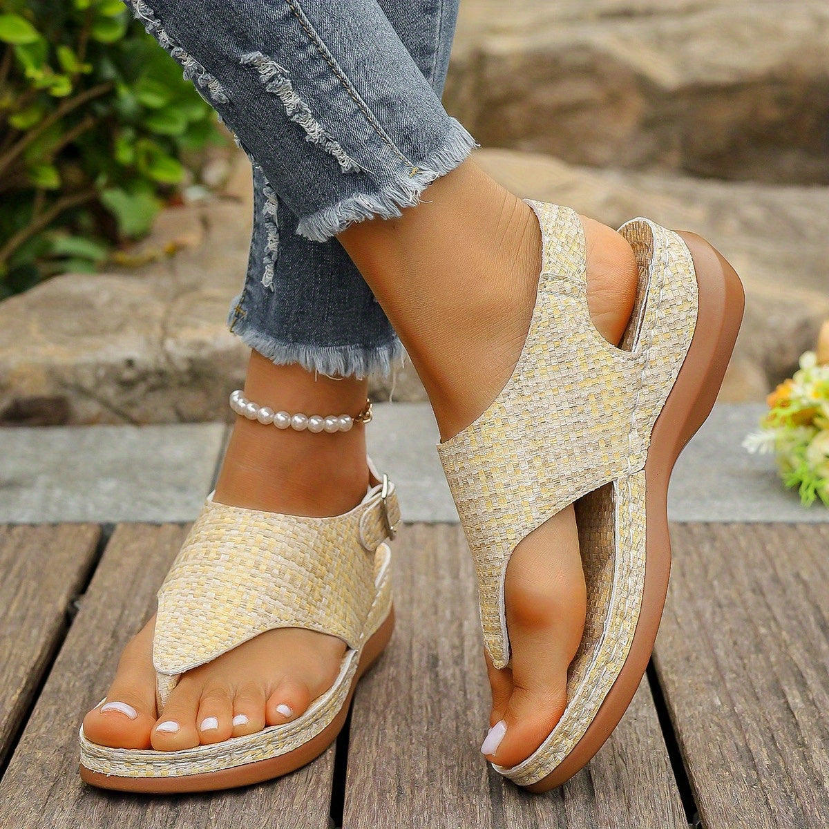Women'S Plus Size Ethnic Floral Sandals - Adjustable Ankle Strap, Open Toe Platform Wedge Heel, Vibrant Embroidered Flower Design, Summer Casual Shoes, European & American Style, Summer Footwear | Vibrant Embroidery | Durable