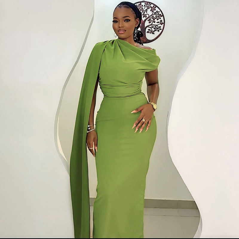 Women's Slim Fit Single Shoulder Dress - Elegant Strapless Diagonal Collar Long Evening Gown Suitable for Weddings, Galas, Proms - Year-Round Formal Dress