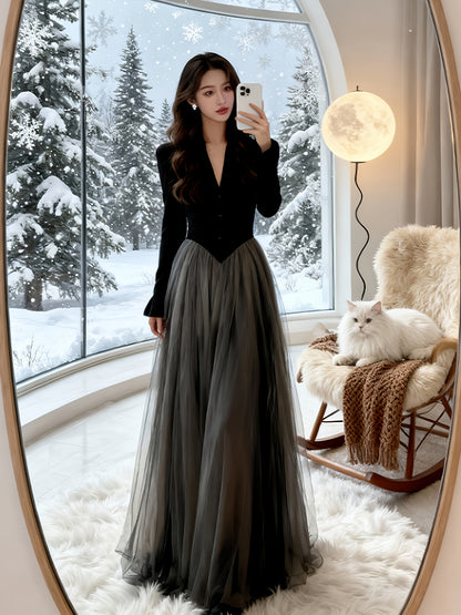 Women's Elegant V-Neck Long Sleeve Debutante Dress - Fitted Bodice & Full Train Skirt, Solid Color Mesh Gown for Weddings, Proms, Galas - Machine Washable Spring/Autumn Formal Wear 2025 New Collection