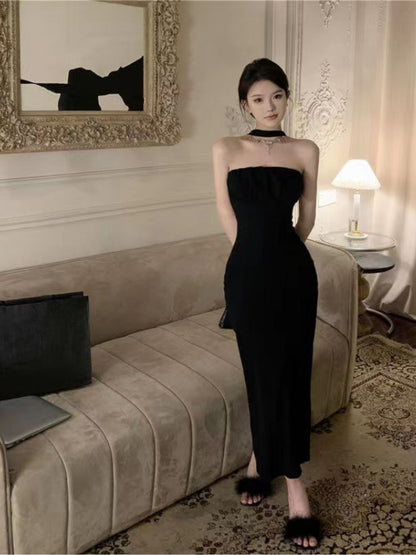 Women's Elegant V-Neck Waist-Cinching Maxi Dress - Long Sleeve Flared Dress with Slim Fit Bodice & Wide, Solid Color Professional Attire for, Weddings, Parties - Machine Washable Fall Winter Dress