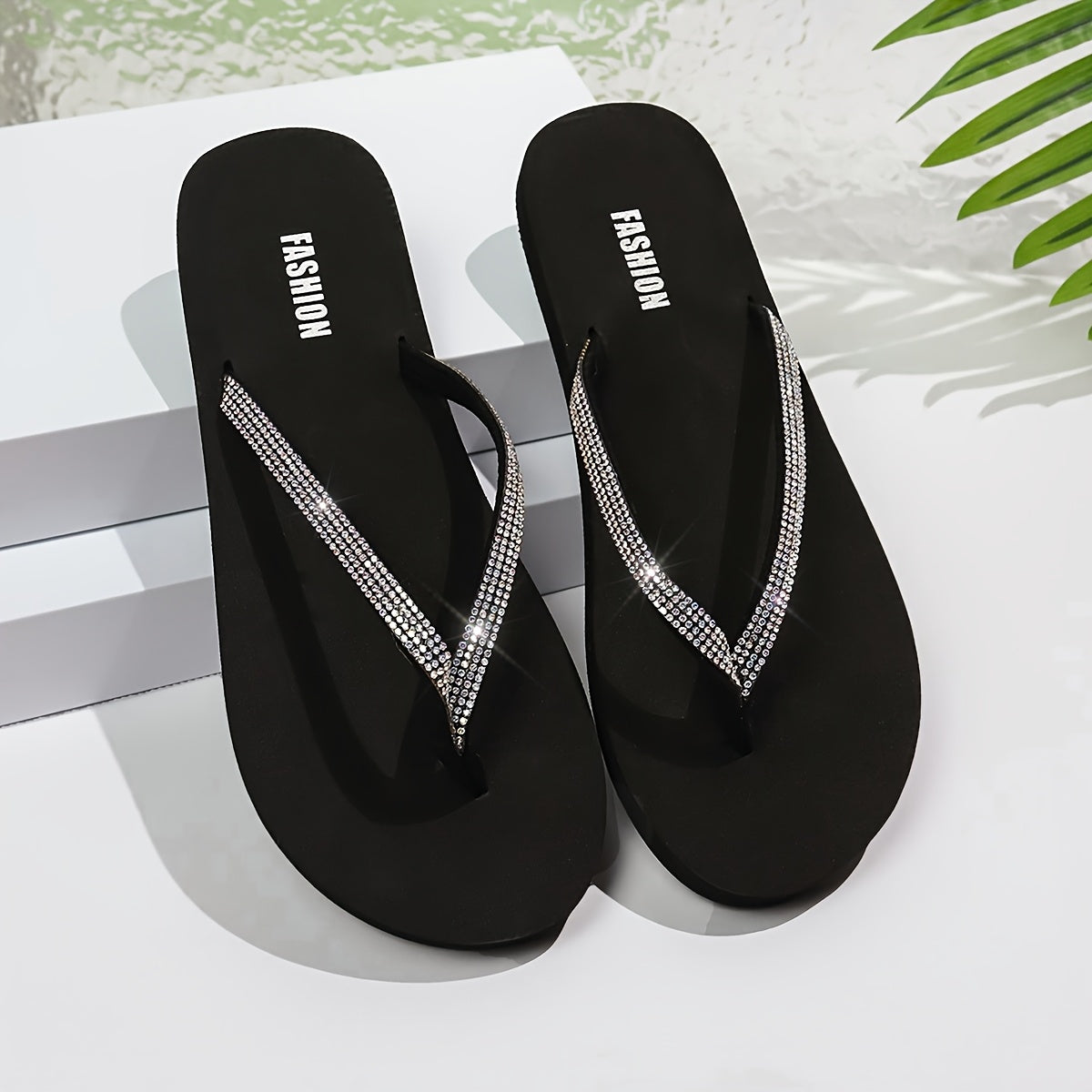 Women's Elegant Flip Flops, Fashion Summer Sandals with Rhinestone Straps, Lightweight & Sparkling, Leisure Home Slippers