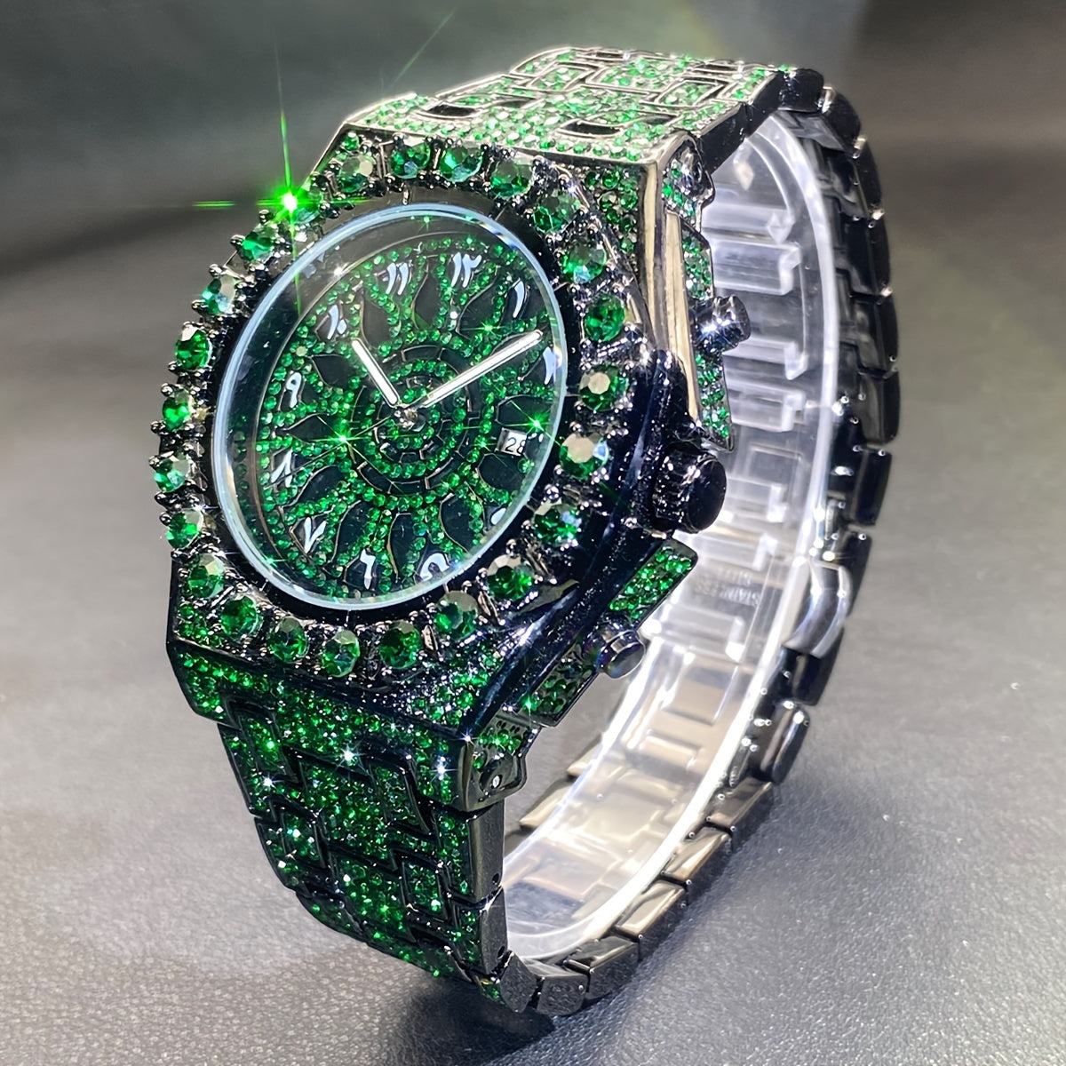 Men's Hip-hop Watch, Dating Party Men's Watch, Large Dial Green Ice Rhinestone, Luminous Pointer Clock, Men's Luxury Gift