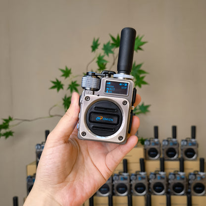 Omi Smart M6 Card Slot Global Intercom, Unlimited Distance 5000km Call Range, Metal Body, Shockproof and Drop-Resistant, HD Blue Screen, 5-Day Long Standby, 8K Intelligent Noise-Cancelling Speaker, Mini Design, Offroad Commun