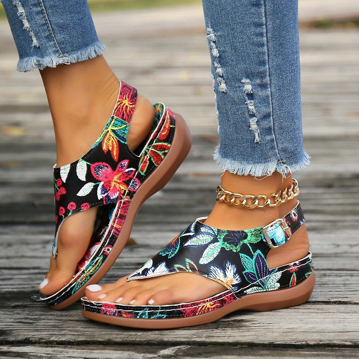 Women'S Plus Size Ethnic Floral Sandals - Adjustable Ankle Strap, Open Toe Platform Wedge Heel, Vibrant Embroidered Flower Design, Summer Casual Shoes, European & American Style, Summer Footwear | Vibrant Embroidery | Durable