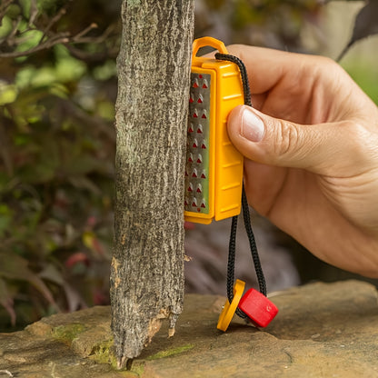 Portable Fire Starter Kit with Stainless Steel Grater - Durable Plastic, Ideal for Outdoor Survival & Camping