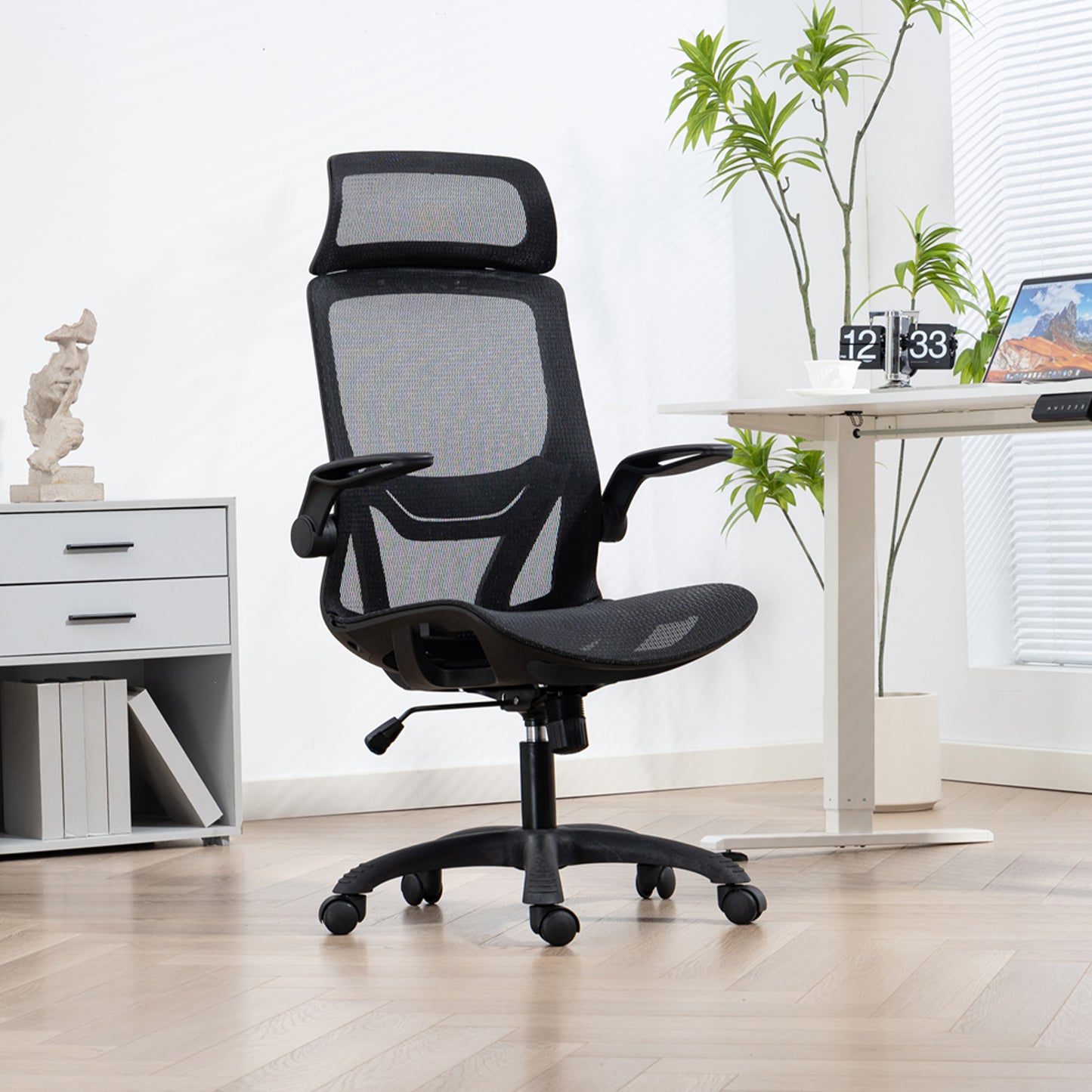 Ergonomic Executive Computer Chair High-Back Home Office Chair with Breathable Nylon Mesh Lift Chair Swivel Chair