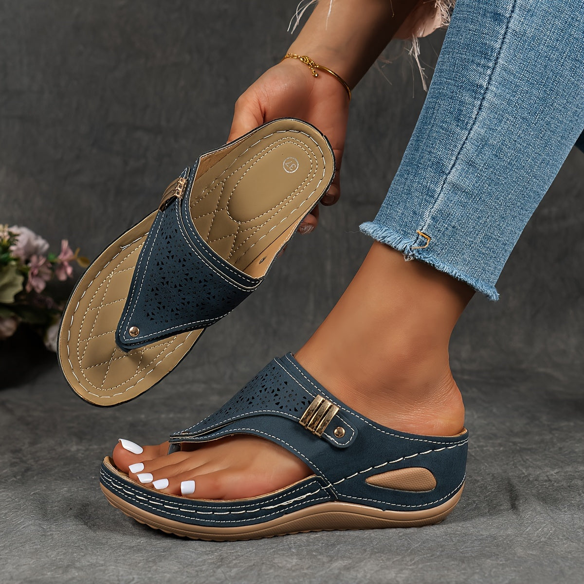 Women's Non-Slip Slip-On Flip Flops - Thick Cushioned midsole, Beige/Tan/Black/Blue/Grey/White/ - PU/Polyurethane Platform Sandals for Gym, Beach, Everyday - Lightweight & Durable Casual Shoes, Beach Footwear, Decorative Perf