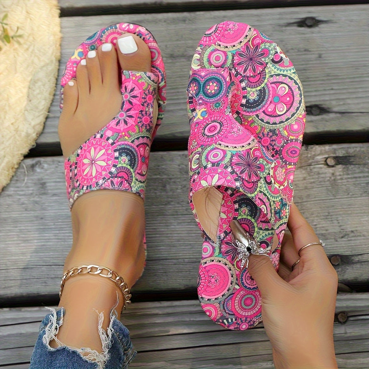 Women's Bohemian Floral Slide Sandals - Slip-On Open Toe Summer Shoes with Pink, Lightweight Flat Sandals for Beach, Casual Outfits - Easy Slip Closure & Non-Slip PU Sole, Beach Footwear