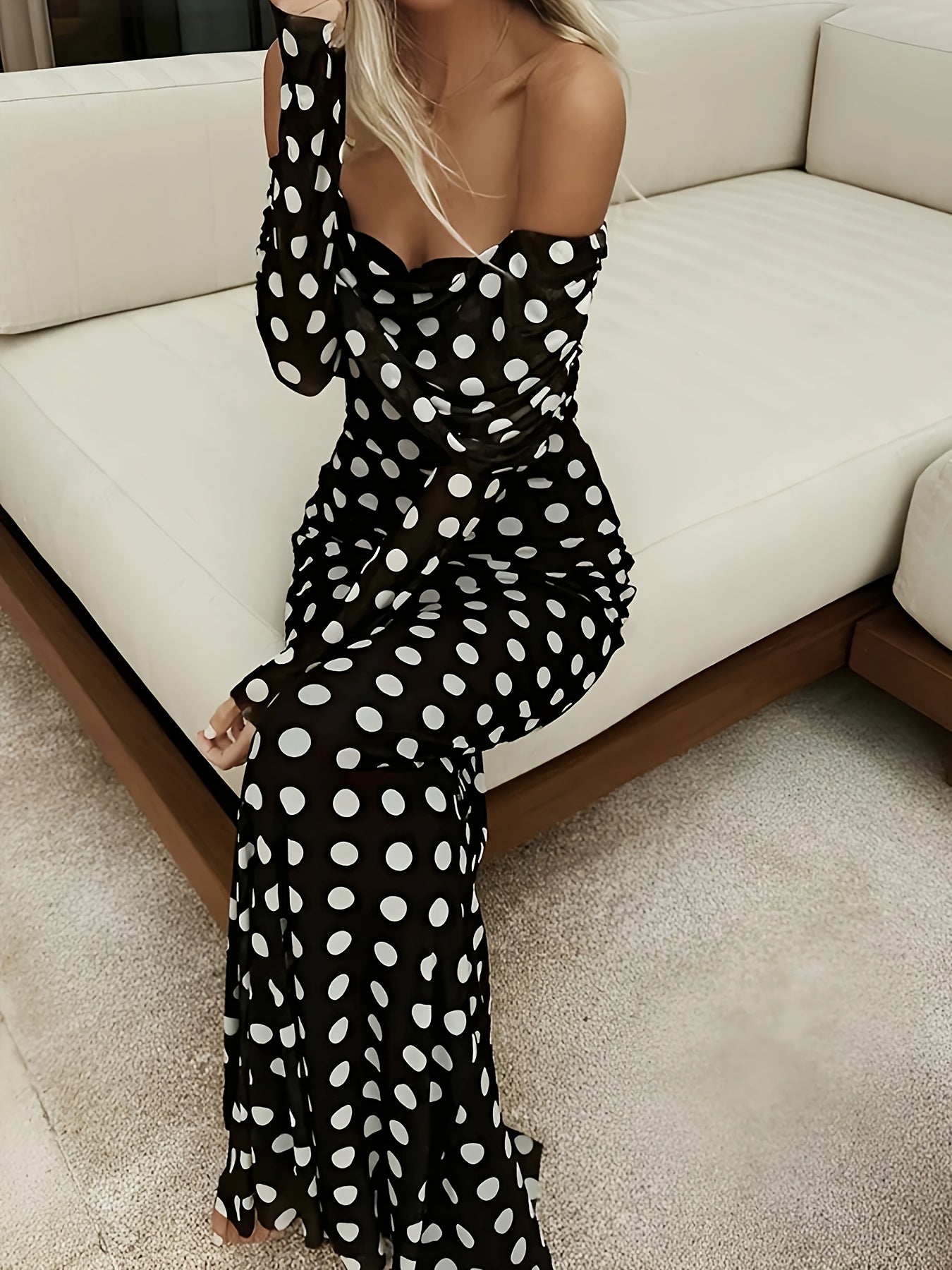 Long-Sleeved Off-Shoulder Polka Dot Printed Maxi Dress for Festivals, Music Events, Parties, Vacations, And Gatherings[Ll425]