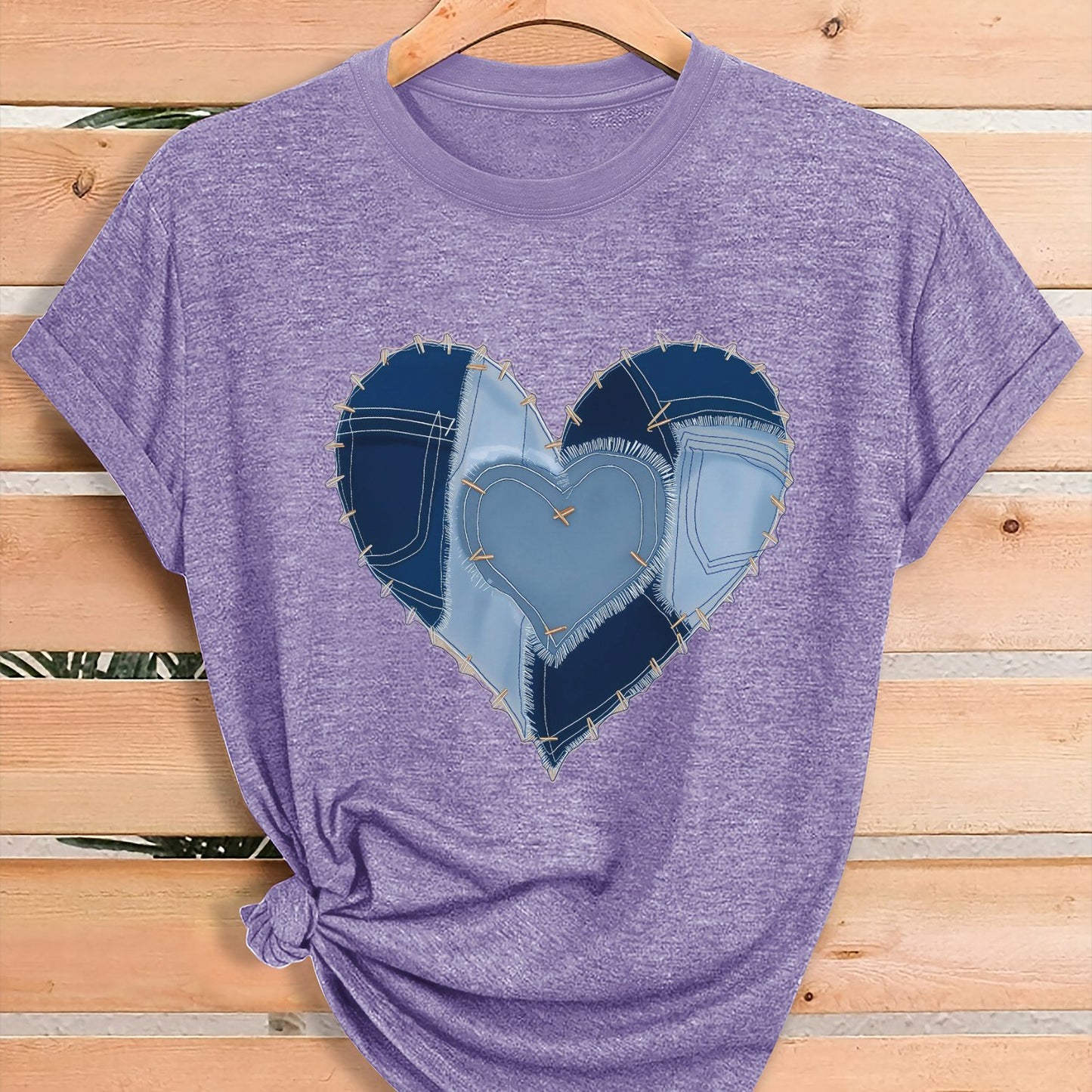 Women'S Fashion Graphic Tee, Theme Party Outfit, Local Warehouse Item, T Shirt For Women, Women Clothing Style, Heart Print Casual Top, Comfortable Blend Fabric, Breathable, All-season, Crew Neck, Short Sleeve, Machine Washab
