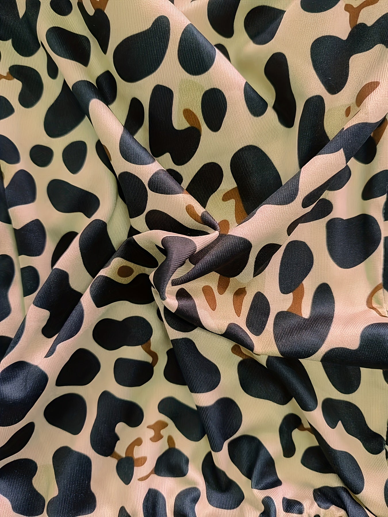 Women'S Leopard Print Jumpsuit - Casual & Vacation Style, Long Sleeve, Waist-Cinched, Polyester, All-Season Wear, Brown & Black Design, Elegant Design for Adult