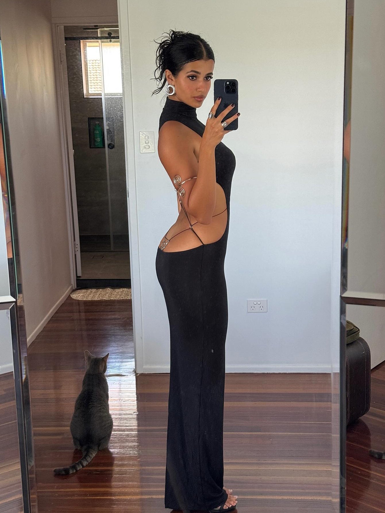 1pc Women's Sexy Off-Shoulder Backless Bow One-Piece Dress - Merger Slit Hem Long Evening Gown Suitable for Party Wedding Prom Dance Performance Dress