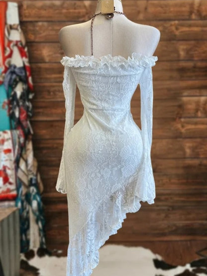 Women's Elegant Western White Lace Off-the-Shoulder Strapless Dress - Asymmetric Slit Mermaid & train Dress for Weddings, Proms, Galas - Machine Washable Formal Gown (All-Season)