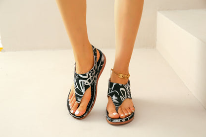 Women'S Plus Size Ethnic Floral Sandals - Adjustable Ankle Strap, Open Toe Platform Wedge Heel, Vibrant Embroidered Flower Design, Summer Casual Shoes, European & American Style, Summer Footwear | Vibrant Embroidery | Durable