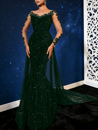 Plus Size, Women' Plus-Size Elegant Evening Gown - Long Train Wedding Dress with Lace Sleeves & Full Train, Round Neck Formal Dress for Prom, Galas, Balls - Luxury Formal Wear (Hand Wash/Dry) - - Wedding & Special Occasion Dr