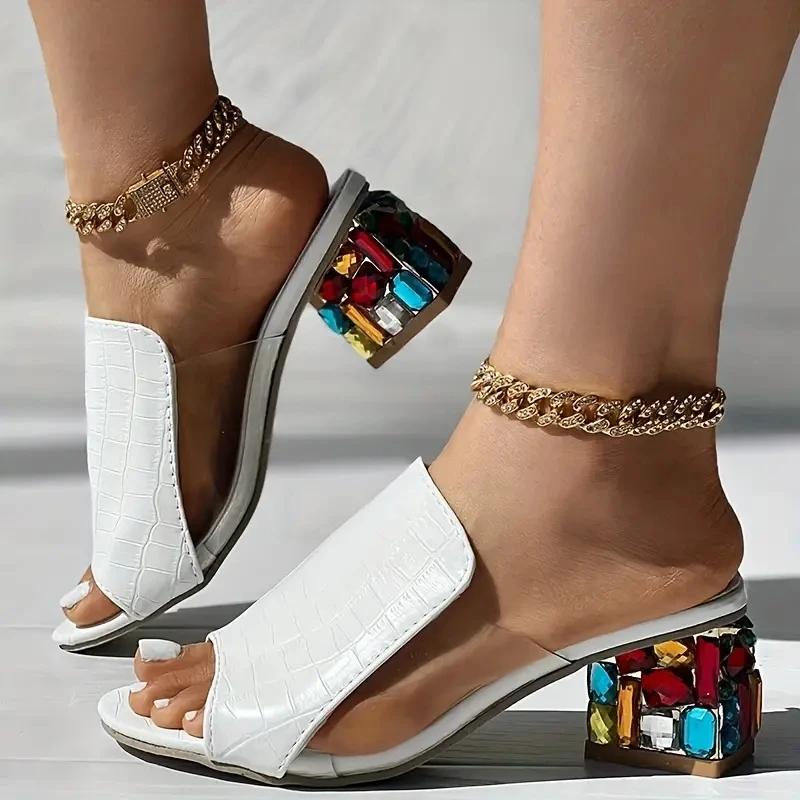 Wide Slip-On Mules for Women Featuring Chunky Mid-Heel And Open-Toe Design in Black Faux Material, Ideal for Comfort at The Beach, Casual Outings, And Semi-Formal Occasions. These Shoes Are Easy to Put on And Take Off, Perfec