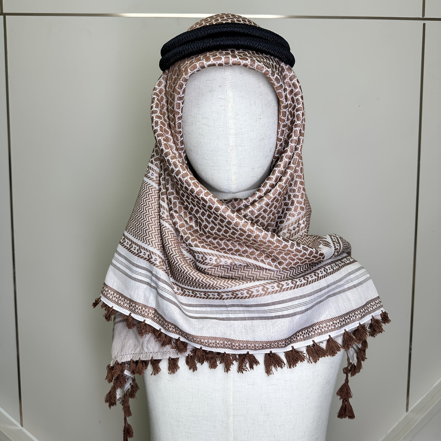 1pc Elegant Jacquard Headscarf & Square Scarf - Soft Breathable All-Season Muslim Headwear, Unisex for Men & Women - Wedding, Everyday, Formal Events Accessory - Luxury Fabric, Hijab Scarf, Decorative Tassels, Luxurious Comfo