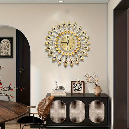 Elegant Peacock Pattern Metal Silent Wall Clock - Modern Minimalist Quartz Movement, No Ticking Sound, Auto Shut-Off, Round Metal Wall Clock with & Golden Peacock, For Living Room, Bedroom, Peacock Decor, Bedroom Accessory, H