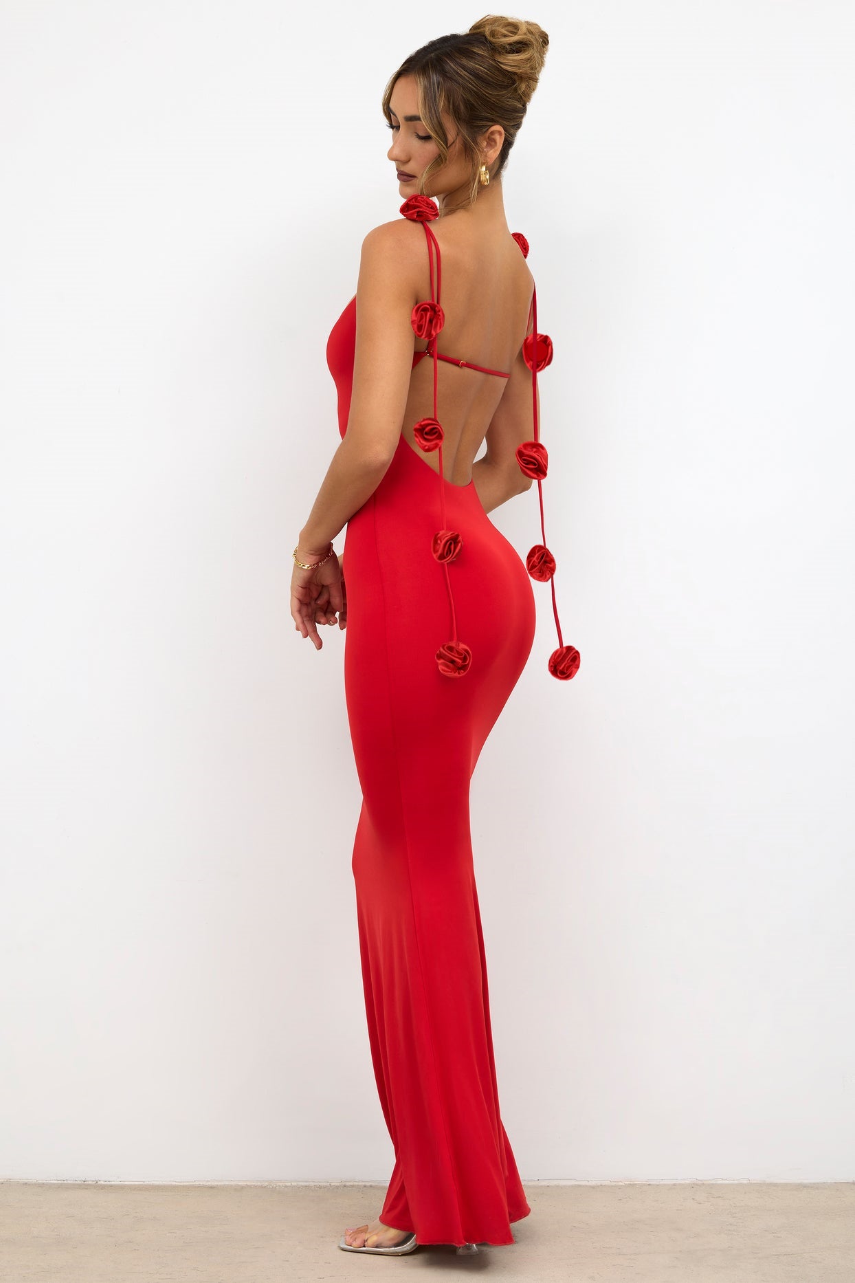 Women's Elegant Backless Evening Gown with 3D Flower Strap - Long Formal Wedding Dress, Prom Dress, Party Dress - Solid Color Round Neck All-Season Hand Washable Dress for Special Occasions