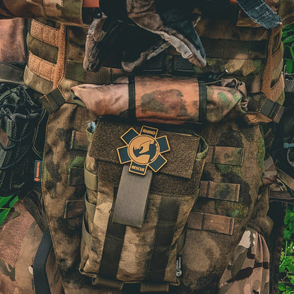 RHINO RESCUE Green Tactical First Aid Kit, IFAK, 39.37inch Tactical First Aid Kit, Including Tourniquet, Bandage, Chest Seal, Used for Severe Bleeding Control, Made Of Nylon Material, with MOLLE Quick Release System
