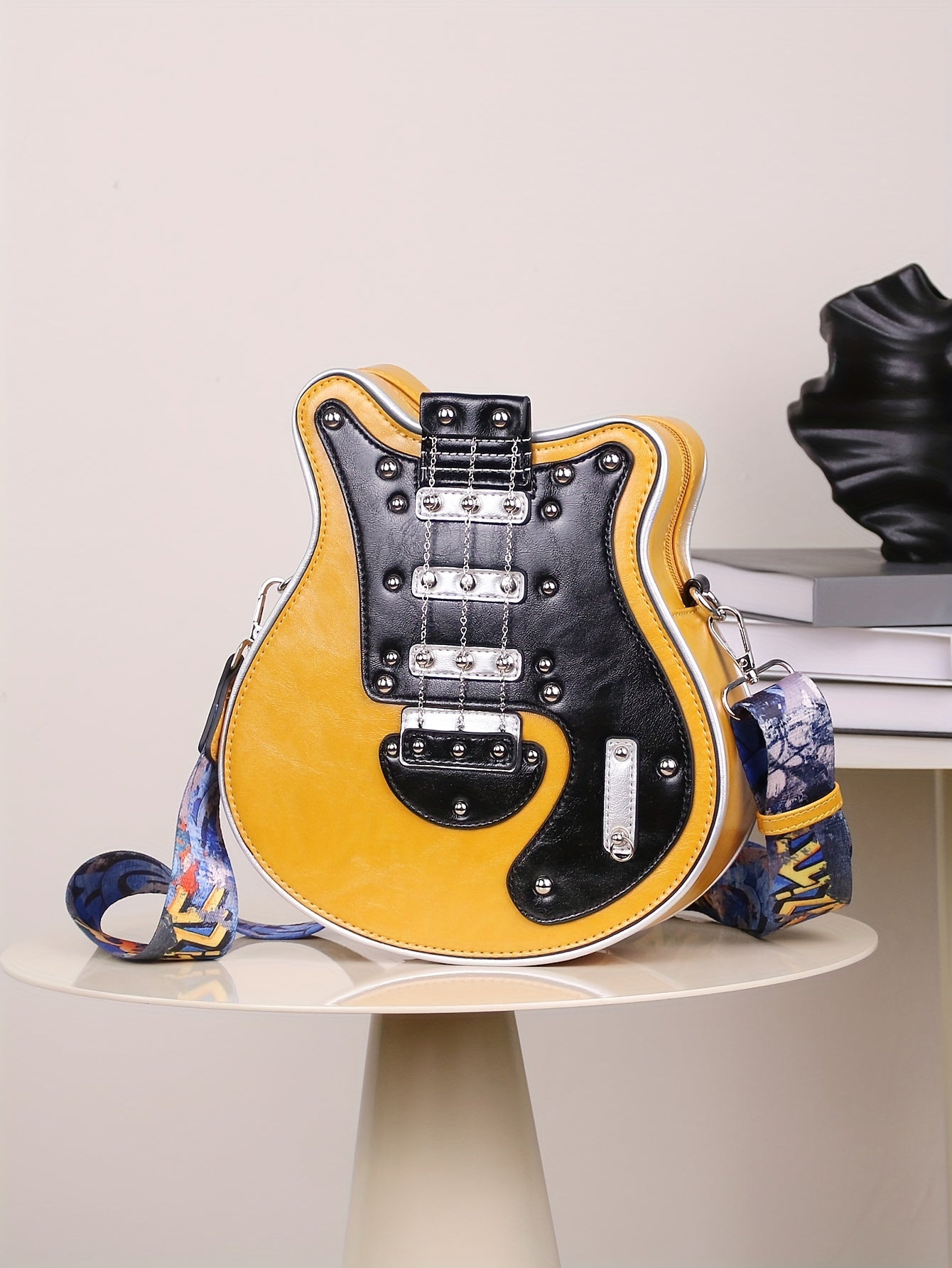 Women's & Unisex Y2K Retro Music-Themed Bass Guitar-Shaped Crossbody Bag with Detachable Strap, Golden-Tone Hardware & Zipper Closure - Band Style Handbag for Musicians & Music Lovers (Red/Black) - 2024 New Design with Chain