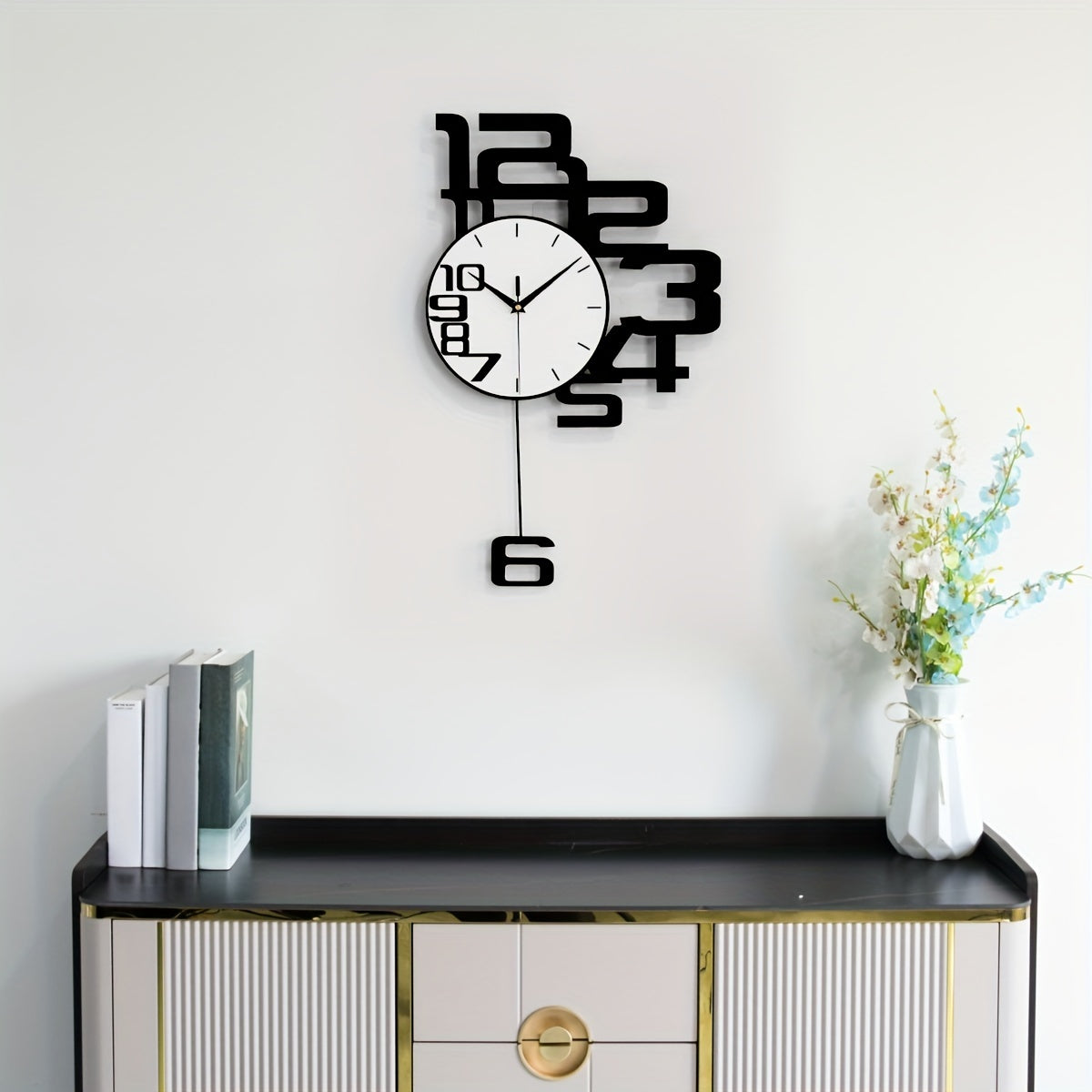 1pc Modern Minimalist Creative Metal Wall Clock, Silent Non-Ticking, Irregular Shape, Digital Display, AA Battery Powered, with No Battery Included, for Living Room, Kitchen, Bedroom, Dining Room, and Office Decor, Ideal for