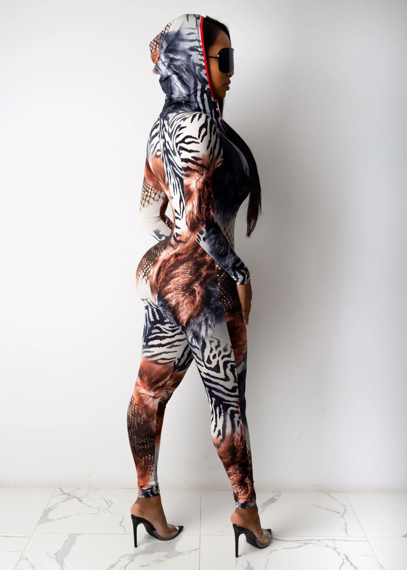 Summer Women'S Fitted Jumpsuit with a Leopard Print, V-Neck, And Long Sleeves Featuring a Hood
