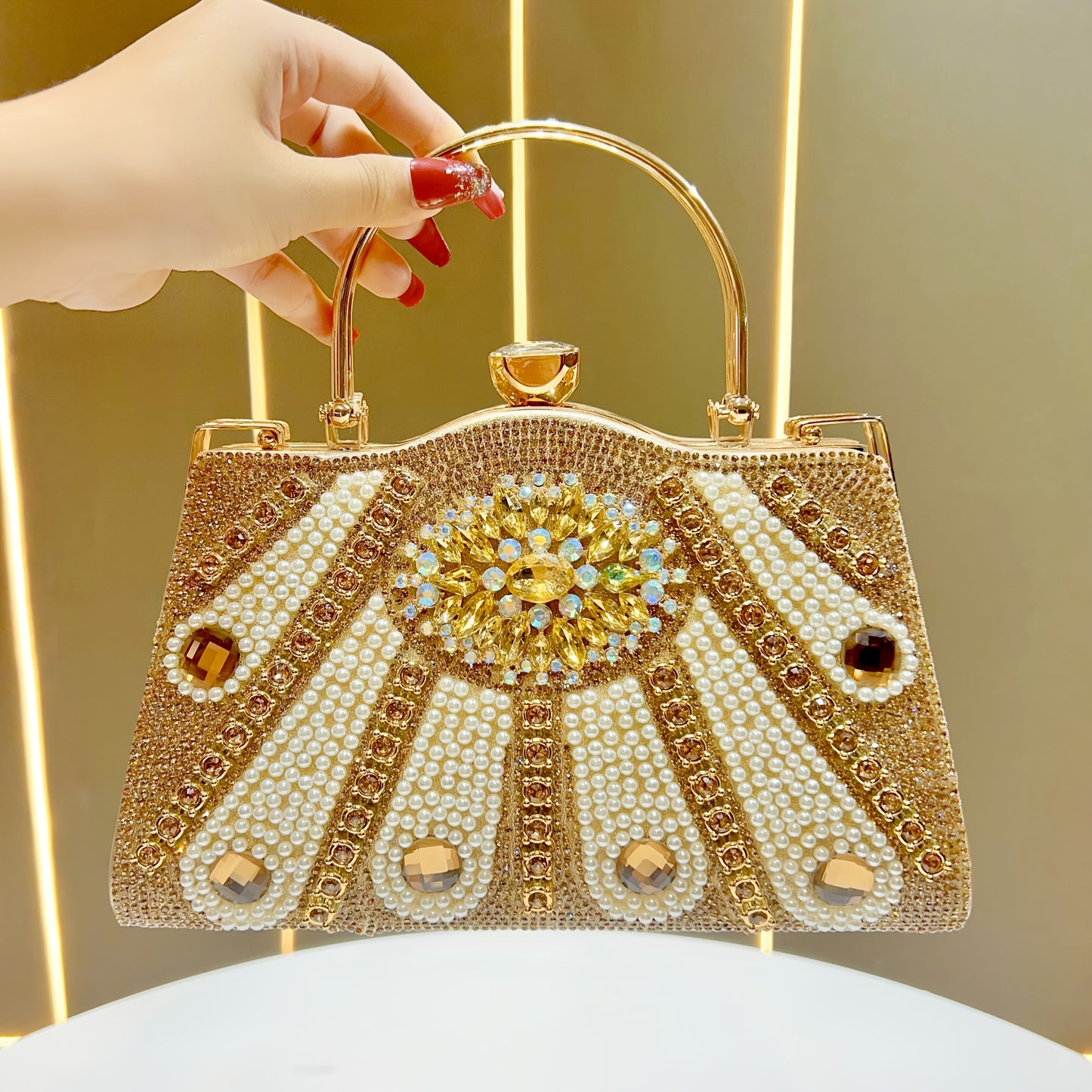 Elegant Rhinestone-Embellished Evening Handbag with Detachable Strap - Chic White Polyester Clutch for Parties, Weddings, and Special Occasions, Perfect Gift for Her, Party Accessory, Luxurious Appearance, Sparkling Embellish