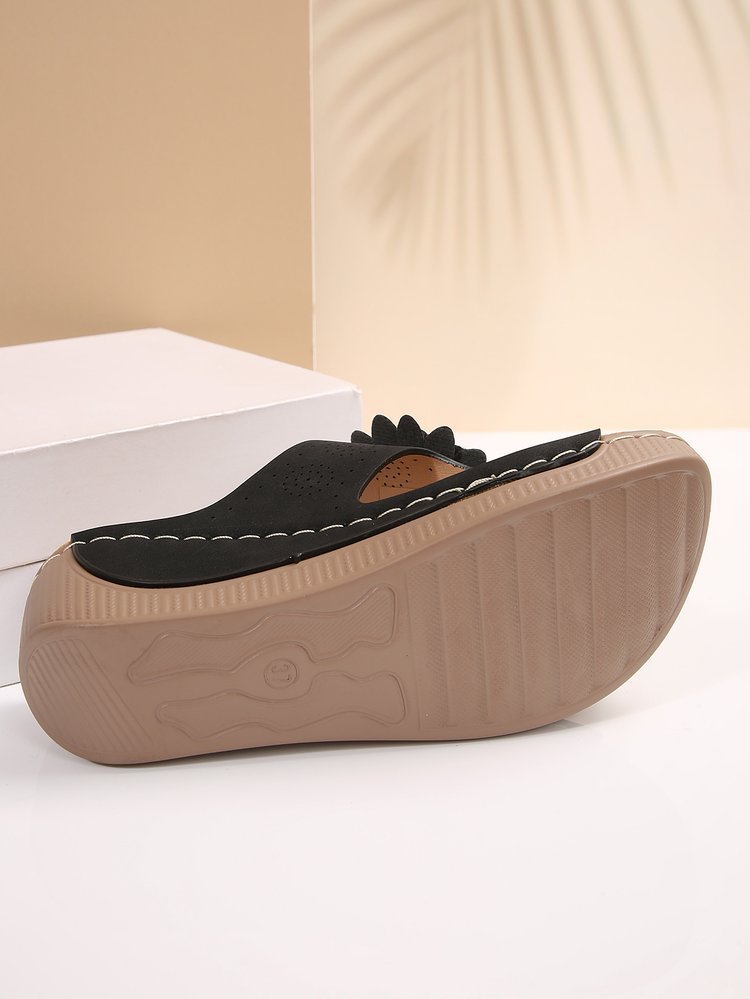 Women's Large Size White Faux Cover Slip- Mule - Breathable Arch & Cushioned Insole, Elegant Floral-Adorned Upper with Hand-Stitched Design, Lightweight PU Cover Mid-Heel Comfortable Casual to Formal Shoes for Beach, Office,