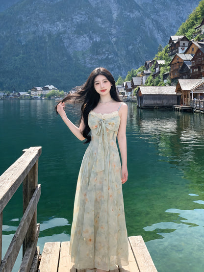 New French Floral Spaghetti Suspender Dress - Soft-Style Tea Dress, Women's Fresh Floral Waist-Tied Golden-Stamped Bow Spaghetti Suspender Dress