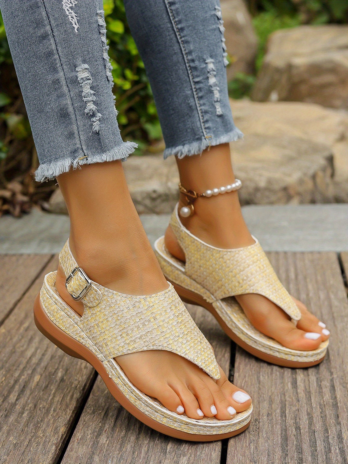 Women'S Plus Size Ethnic Floral Sandals - Adjustable Ankle Strap, Open Toe Platform Wedge Heel, Vibrant Embroidered Flower Design, Summer Casual Shoes, European & American Style, Summer Footwear | Vibrant Embroidery | Durable