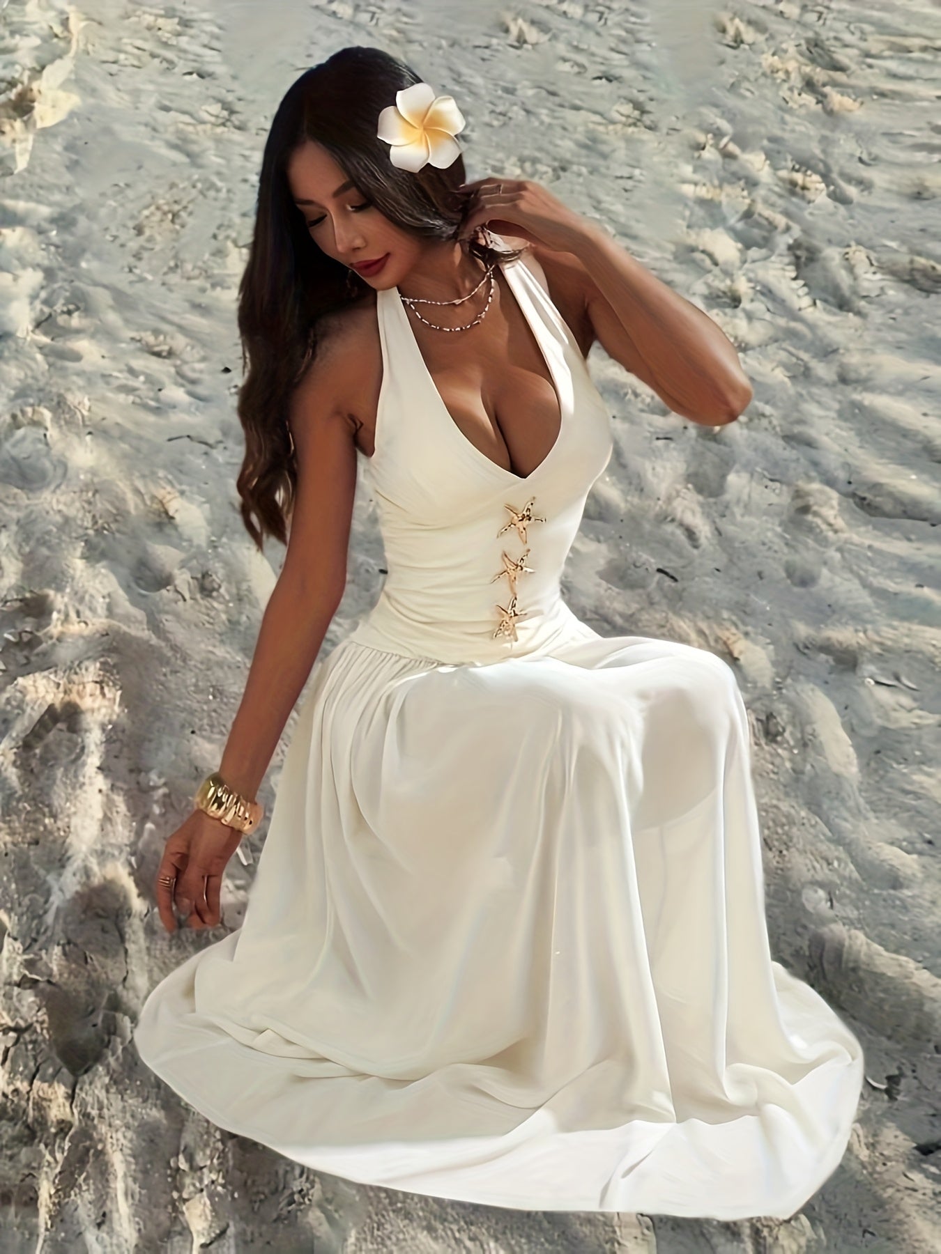 Women's Floor-Length White Sleeveless A-Line Maxi Dress with & A-Line Hem - Floor-Length Beach Dress with Layered Hem & Beltless Design, Machine Washable - Elegant Floor-Length Party Wedding Guest Dress, Structured Fit for Wo