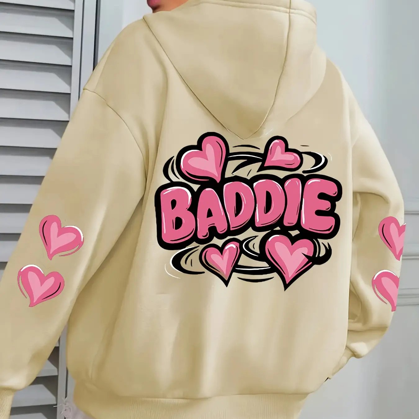 Women's Plus Size Oversized Hooded Sweatshirt 1XL-5XL - Cozy Baddie Graphic Hoodie with Heart Print, Long Sleeve Pullover, All-Season Casual Wear, Black Sweatshirt for Women Suitable for 1XL-5XL