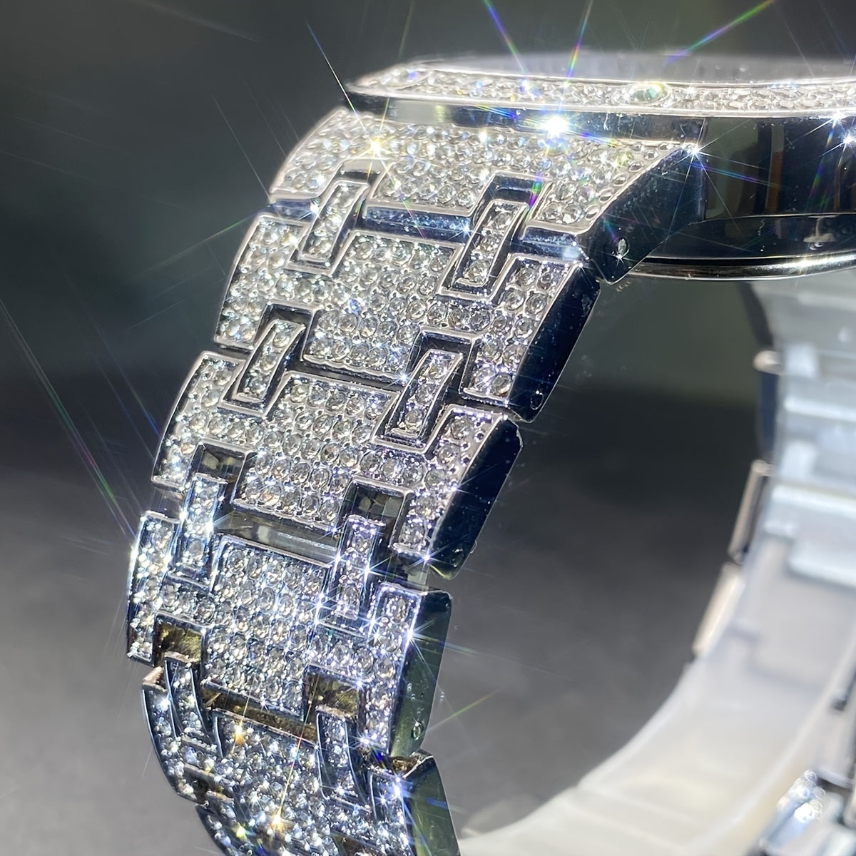 Latest Chilled Men'S Watch With Street Style Water Drill Hip-hop Square Watch For Women With Luminous Scale For Couples, Jewelry Accessories.