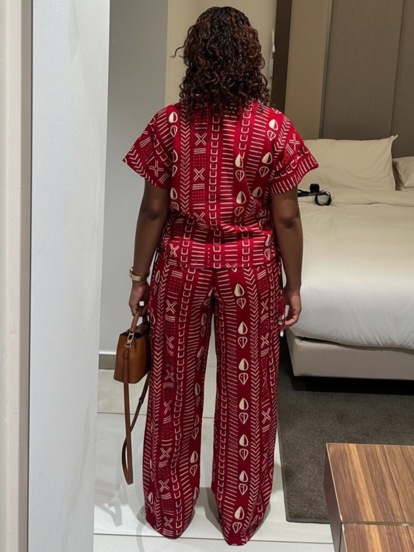 2pcs Set Geometric Print Short-Sleeve Fitted Top And High-Waist Wide-Leg Pants | Women'S Vintage Ethnic-Style Design, Suitable for Daily Autumn And Winter Commuting, Casual Luxury Gatherings, And Trendy Streetwear