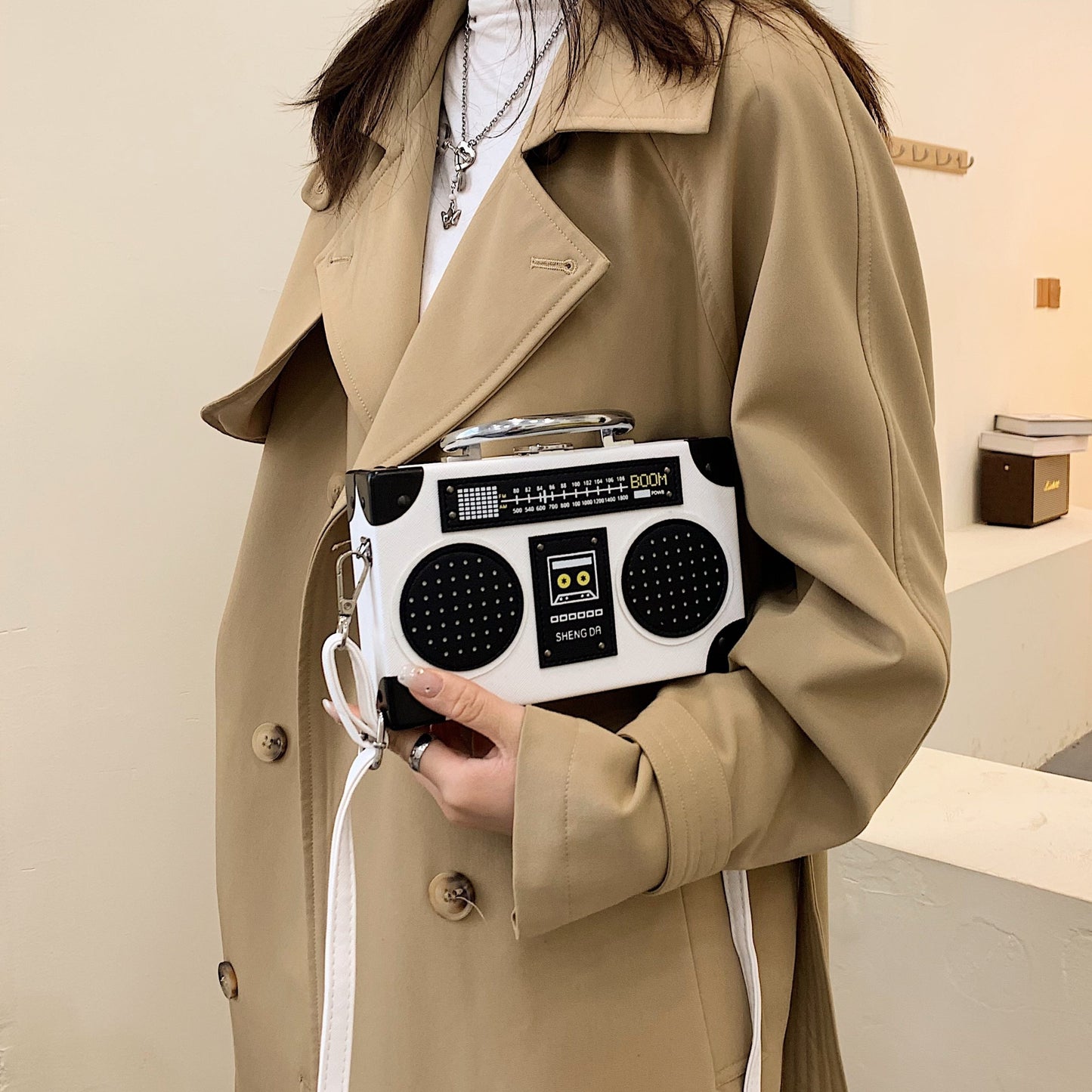 Women's Crossbody Bag with Vintage Boombox Design - Messenger Purse, Chain-like Hardware, Compact Everyday Bag for Women (Black/Red) - Retro '00s Nostalgia Shoulder Bag, Crossbody Purse, Sturdy Strap Design