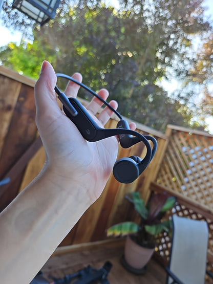 Wireless IPX8 High Quality Open-Ear Bone Conduction Wireless Headphones with 32GB Memory, Suitable for Running, Swimming, Diving, and Outdoor Sports, Comfortable to Wear Without Hearing Damage