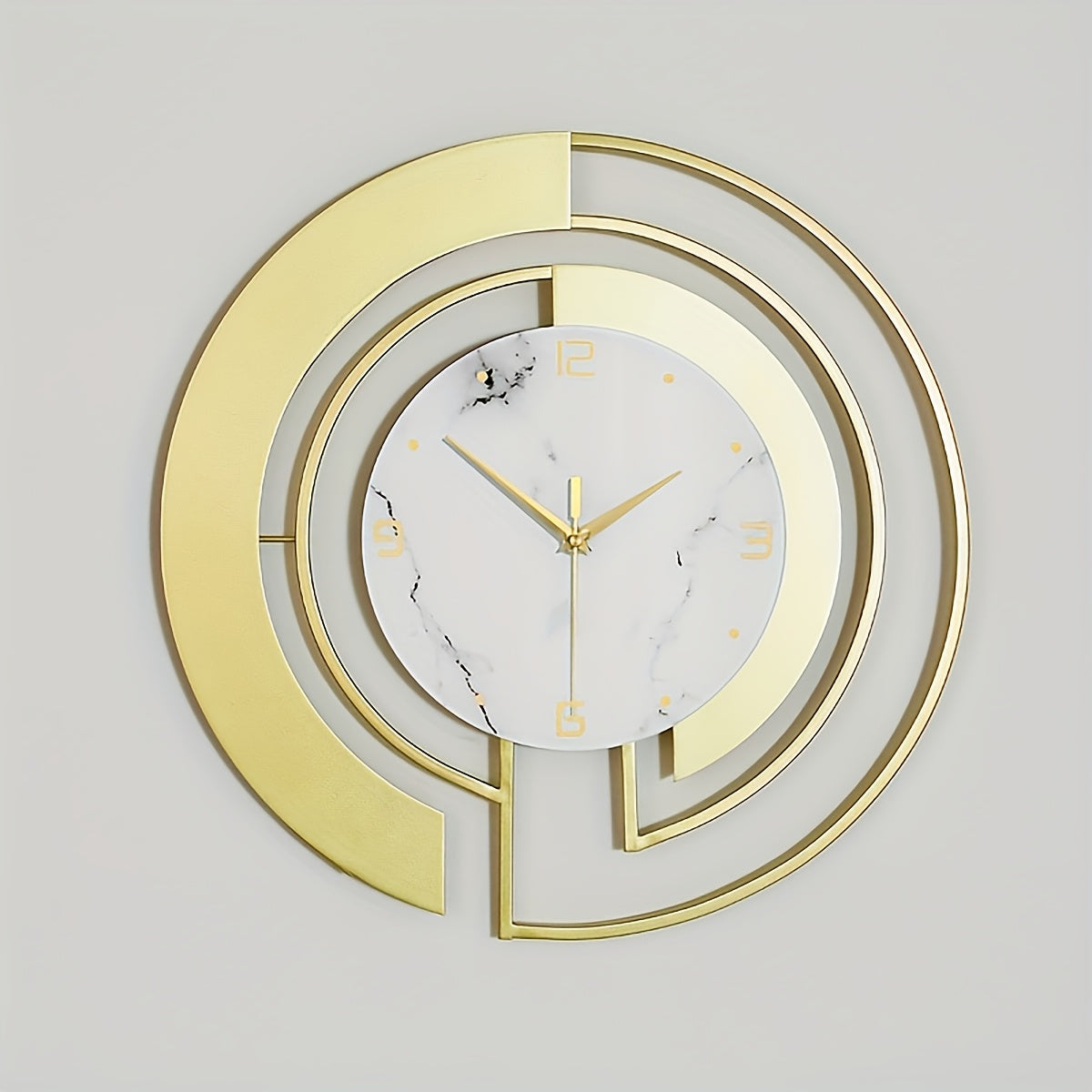 Creative Geometric Metal Wall Clock, Silent Art Decor for Living Room and Bedroom, Battery-Powered, Round Shape, AA Battery Required (Not Included) - Mi-Yi, Wall Clock Living Room