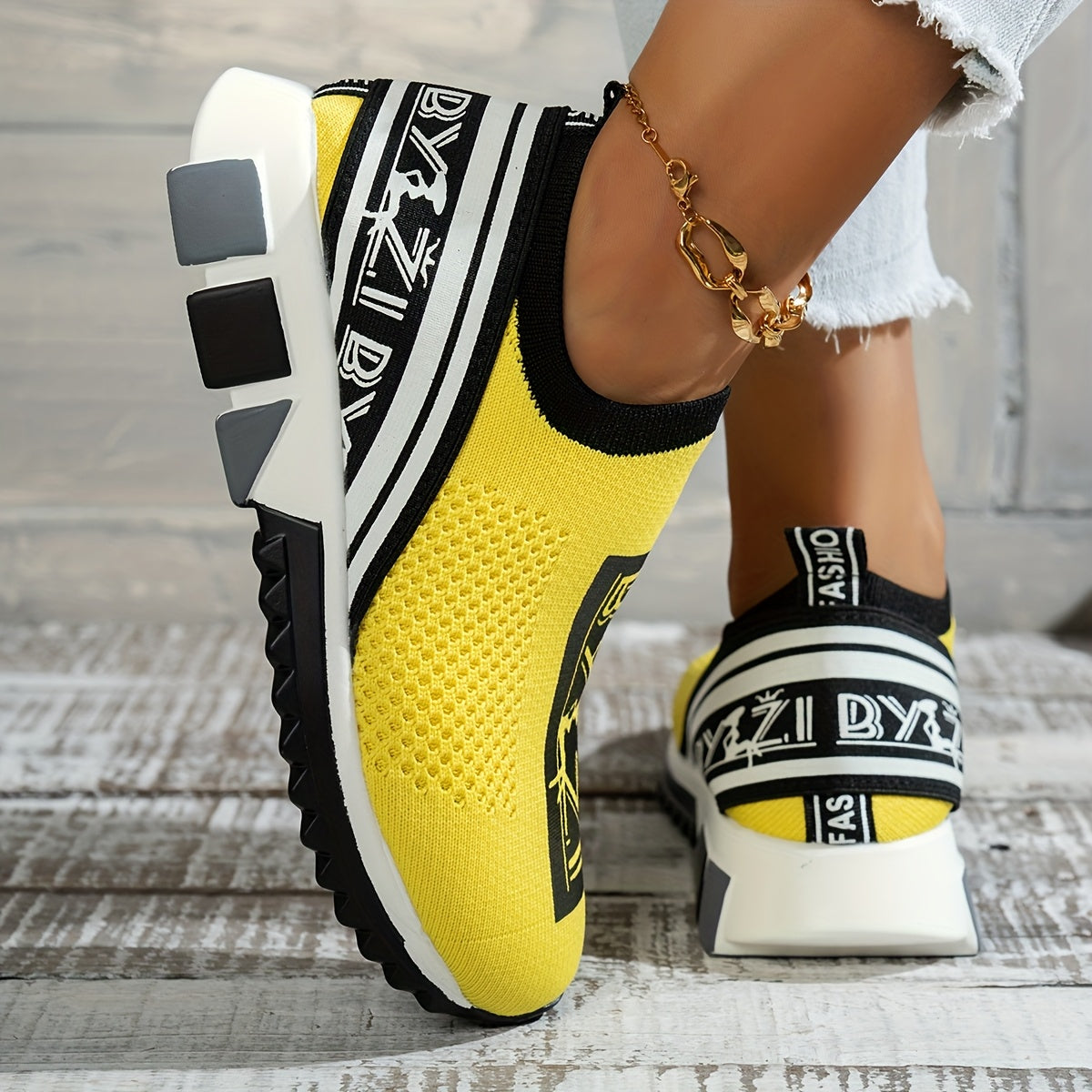 BYZI Women'S & Unisex-Like Slip-On Sneakers - Lime Green/Black/Grey Breathable Mid-Top Sneakers with Arch Support & Shock-Absorbing Cushioning, Casual & Casual Attire, Ladies Sneakers, Stylish Slipons, Comfortable Fit, Lightw