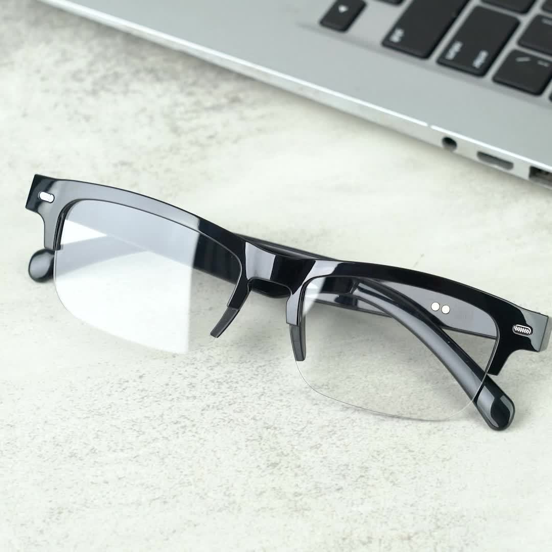 New Fashionable Intelligent Color Changing Glasses, with Automatic Dimming Lenses, Anti Blue Light Function, Built-in Microphone, Intelligent Voice Calling, Open Clear Sound, Wireless Connection, Comfortable Wearing for Busin